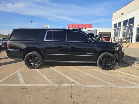 Used 2019 GMC Yukon XL Denali w/ Denali Ultimate Package image 19