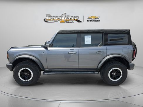 Used 2022 Ford Bronco Outer Banks w/ Sasquatch Package AWD/4WD image 5