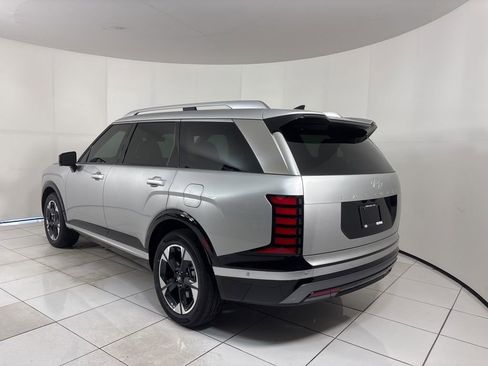 New 2026 Hyundai Palisade Limited FWD image 3