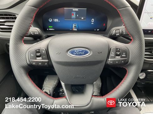 Used 2023 Ford Escape ST-Line Elite w/ Class II Trailer Tow Package AWD/4WD image 25