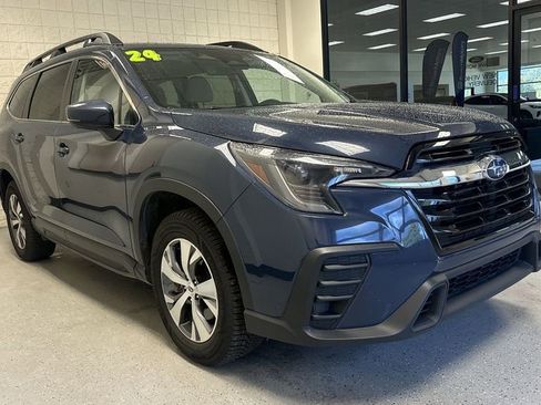 Used 2024 Subaru Ascent Premium w/ Convenience Package image 37