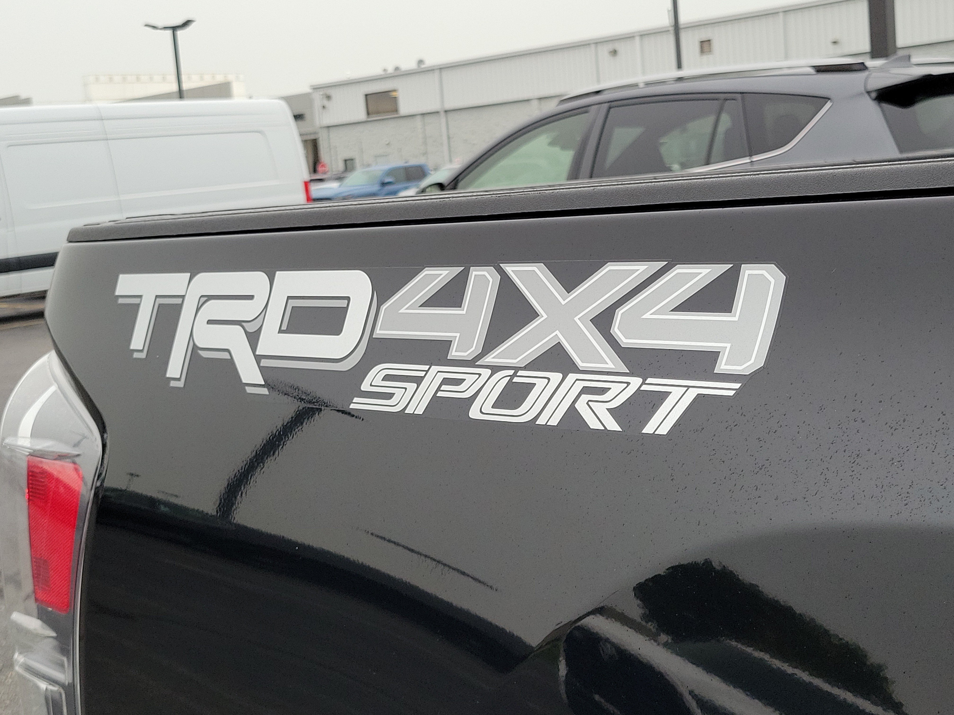 Used 2023 Toyota Tacoma TRD Sport w/ Advanced Technology Package AWD/4WD image 7