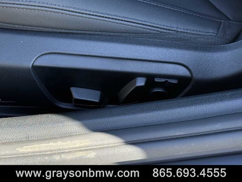 Used 2024 BMW Z4 M40i w/ Premium Package image 10