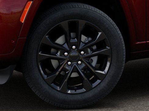 New 2026 Jeep Grand Cherokee Limited image 8