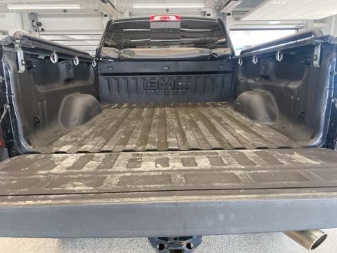 Certified 2018 GMC Sierra 2500 SLT w/ Duramax Plus Package AWD/4WD image 7