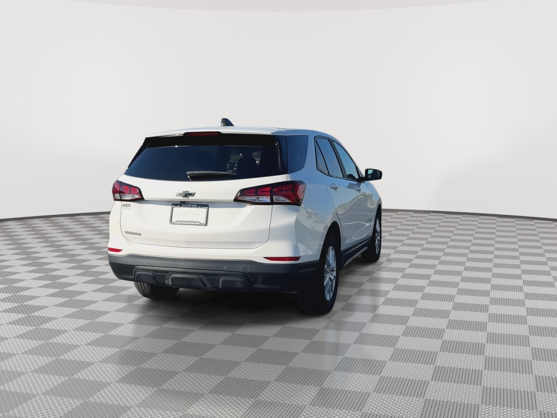 Certified 2024 Chevrolet Equinox LS w/ LS Convenience Package FWD image 8