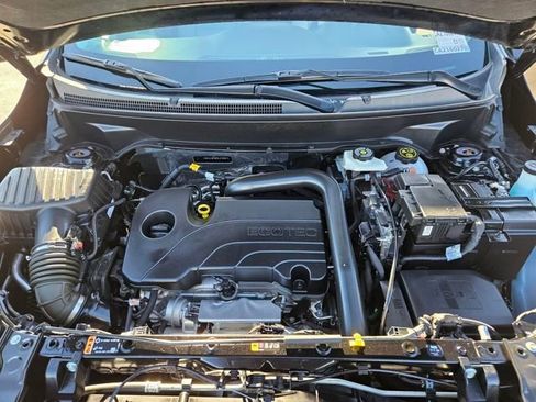 Used 2024 GMC Terrain SLE image 22