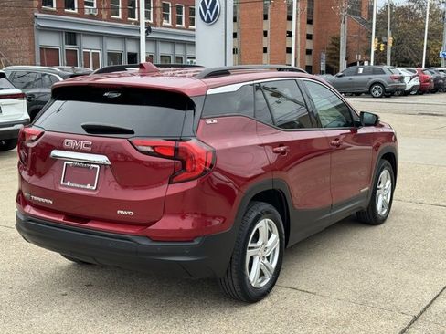 Used 2018 GMC Terrain SLE w/ Driver Convenience Package image 5