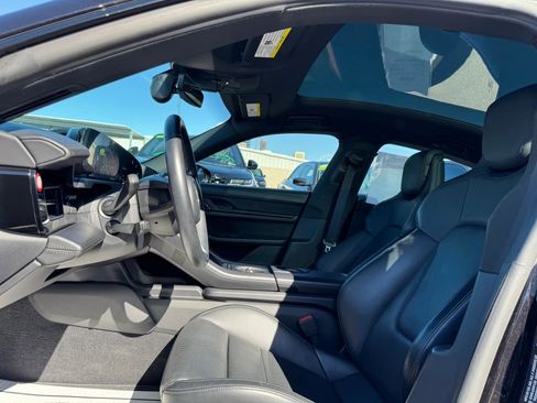 Used 2020 Porsche Taycan 4S image 12