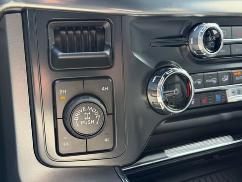 New 2026 Ford F150 Lariat w/ Equipment Group 502A High image 31