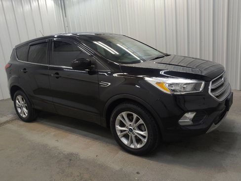 Used 2019 Ford Escape SE FWD image 11