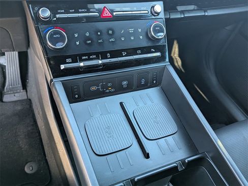 New 2025 Hyundai Santa Fe Calligraphy image 23