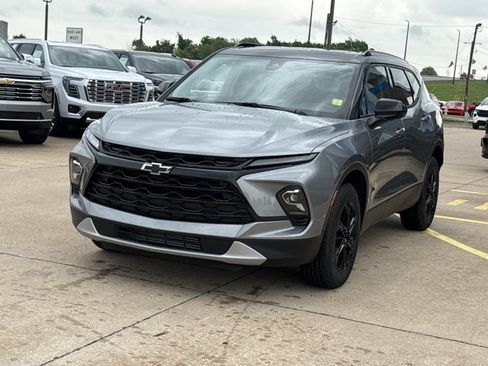 New 2026 Chevrolet Blazer LT w/ Convenience Package AWD/4WD image 12