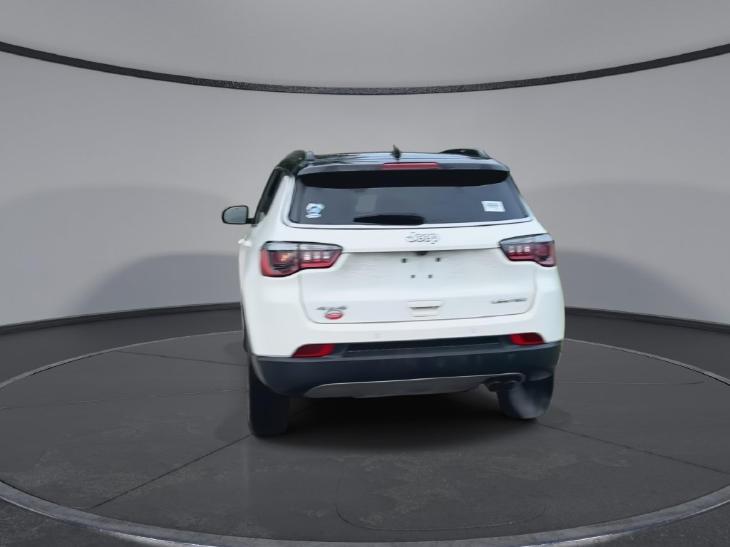 Used 2019 Jeep Compass Limited w/ Safety & Security Group AWD/4WD image 7