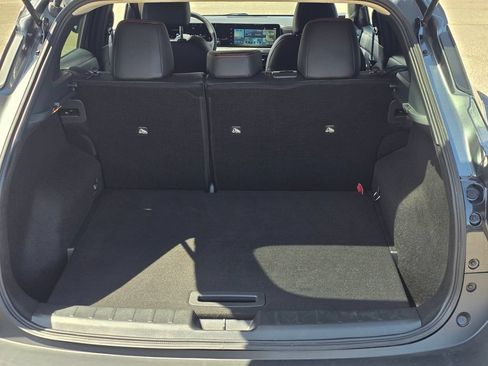 Used 2025 Nissan Kicks SR FWD image 10