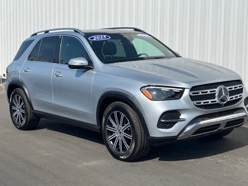 Certified 2025 Mercedes-Benz GLE 450 4MATIC image 8