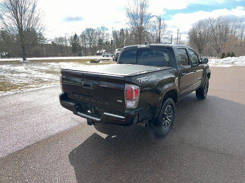 Used 2022 Toyota Tacoma image 5