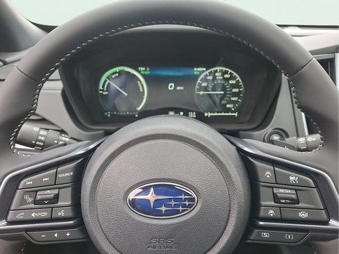 Used 2025 Subaru Forester Limited AWD/4WD image 15