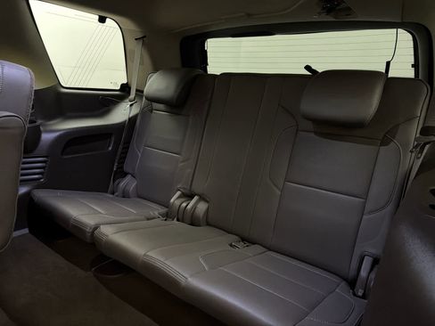 Used 2015 GMC Yukon Denali w/ Touring Package RWD image 16