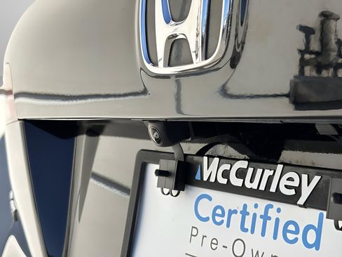 Certified 2022 Honda Pilot Sport image 5