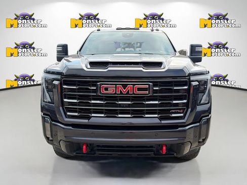 Used 2024 GMC Sierra 3500 AT4 w/ AT4 Premium Plus Package AWD/4WD image 2