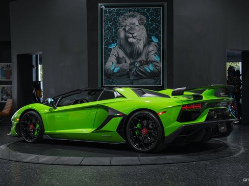 Used 2021 Lamborghini Aventador SVJ image 26