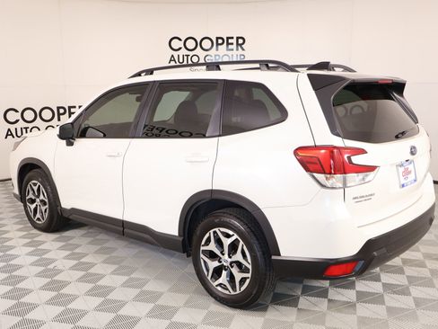 Used 2024 Subaru Forester Premium AWD/4WD image 23