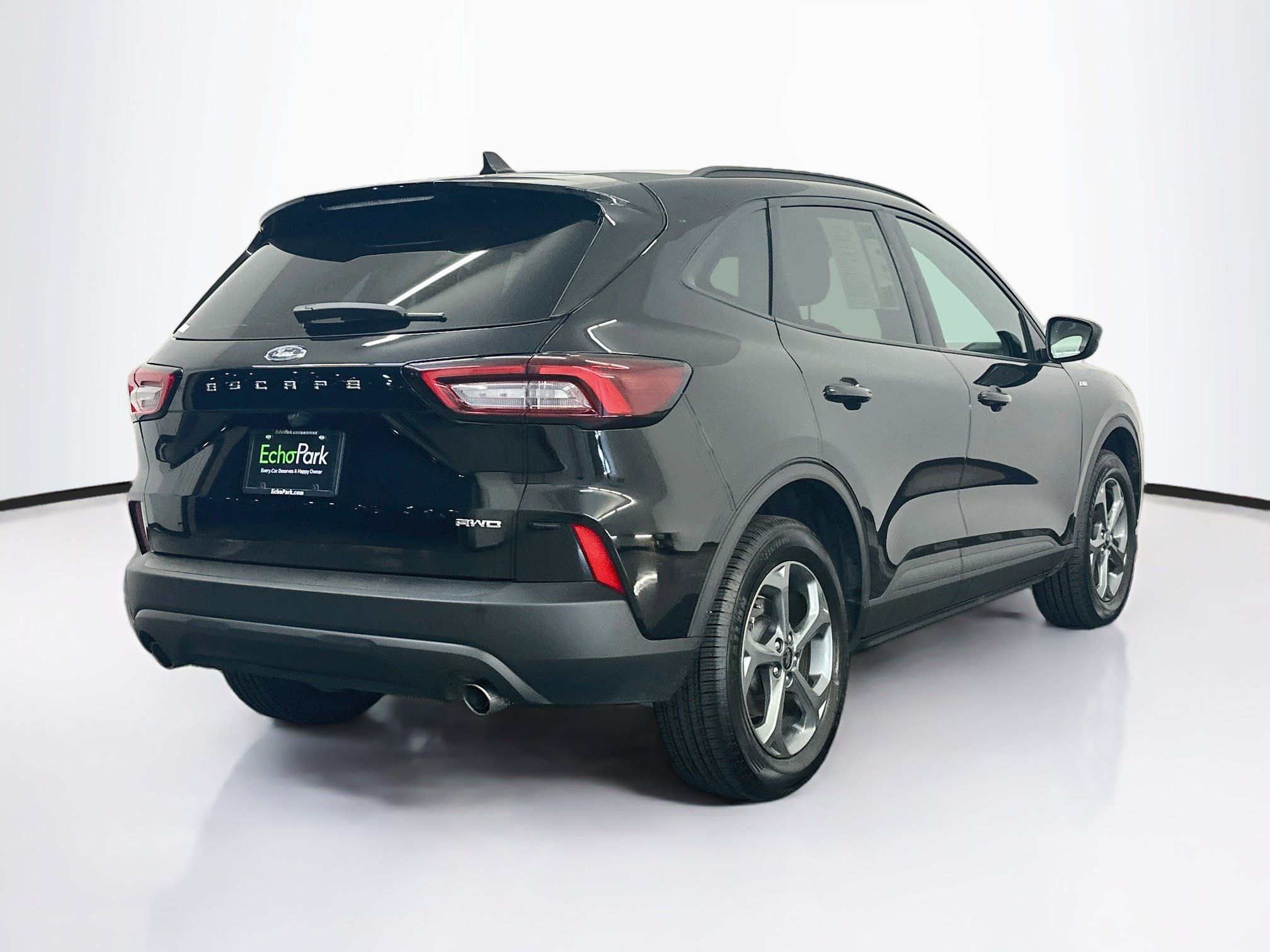 Used 2025 Ford Escape ST-Line Select AWD/4WD image 9