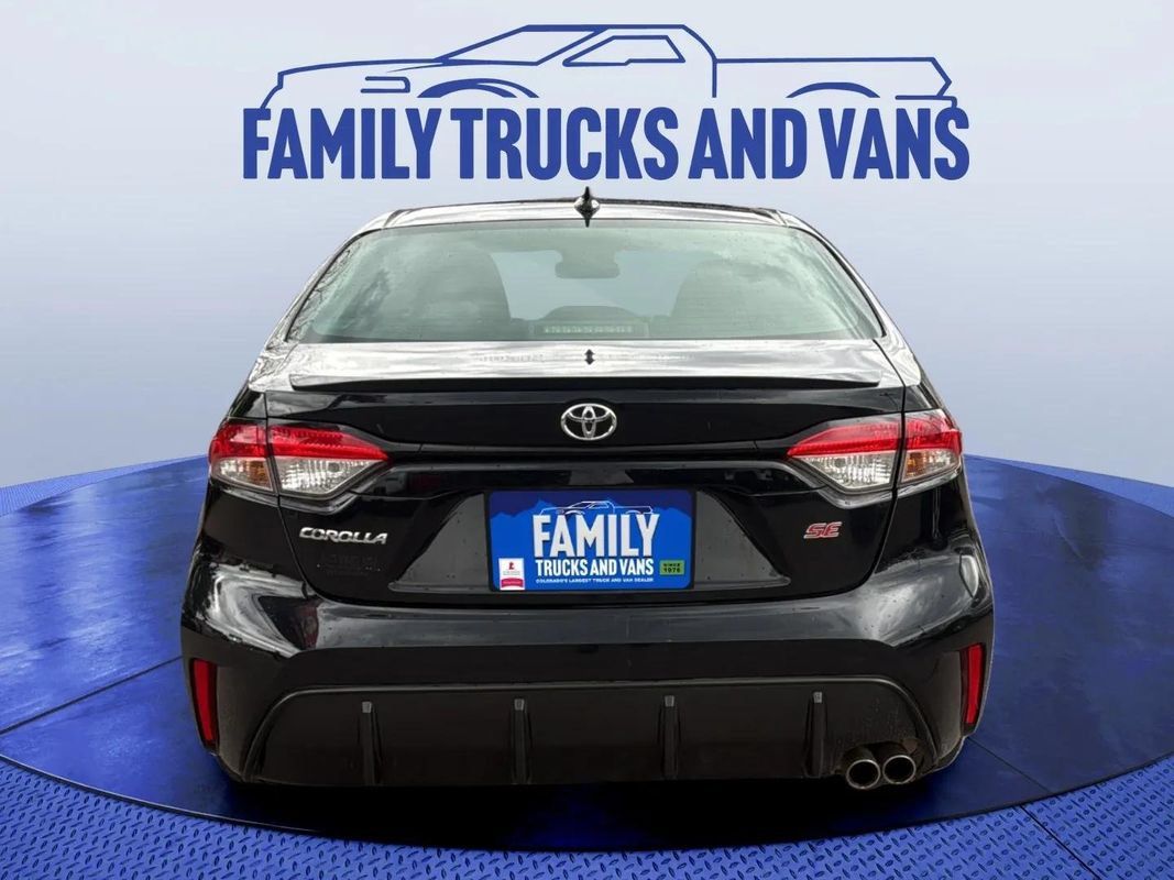 Used 2024 Toyota Corolla SE FWD image 4