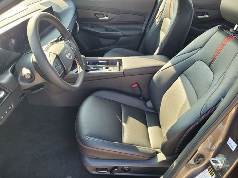 New 2026 Nissan Sentra SR w/ SR Premium Package image 8