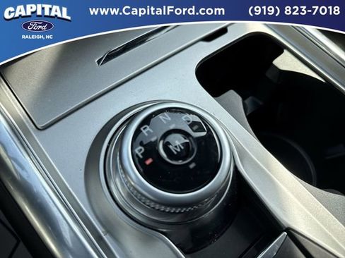 Certified 2020 Ford Explorer Platinum w/ Premium Technology Package AWD/4WD image 31