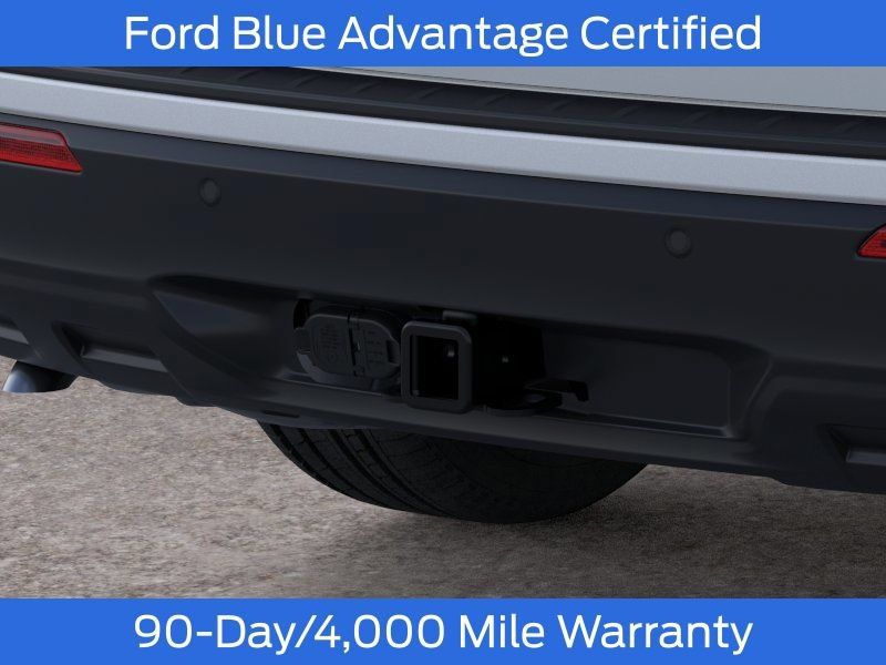 Used 2026 Ford Explorer Active AWD/4WD image 24