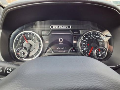 Used 2020 RAM 1500 Big Horn AWD/4WD image 16