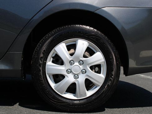 Used 2010 Toyota Corolla LE image 26