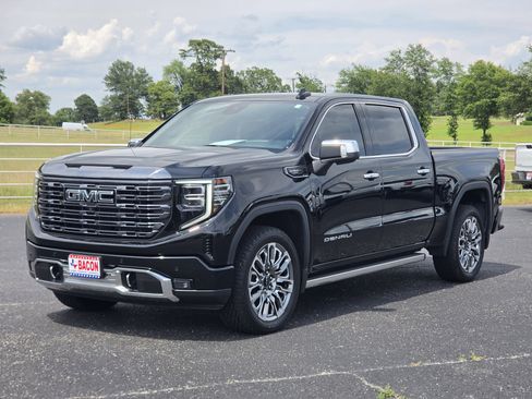 Used 2023 GMC Sierra 1500 Denali Ultimate AWD/4WD image 3
