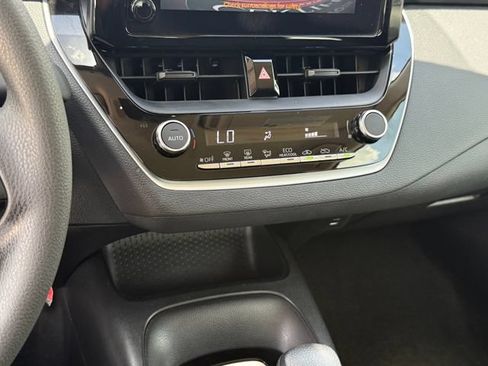 Used 2024 Toyota Corolla LE FWD image 21