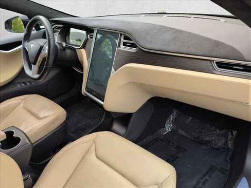 Used 2015 Tesla Model S 70D AWD/4WD image 23