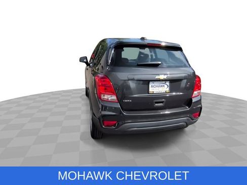 Used 2019 Chevrolet Trax LS FWD image 7