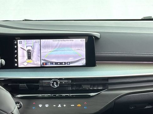 Used 2025 Nissan Murano SL AWD/4WD image 17