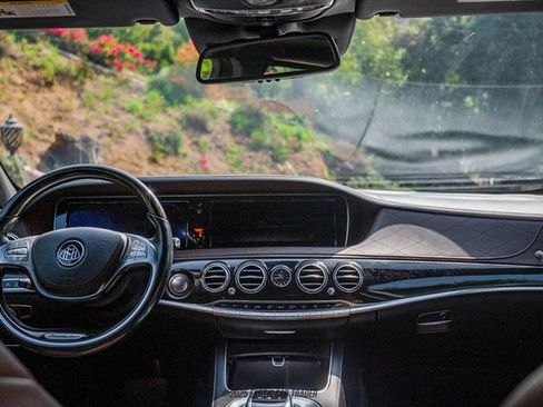 Used 2016 Mercedes-Benz Maybach S 600 image 24