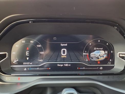 Used 2024 GMC Yukon Denali Ultimate AWD/4WD image 33