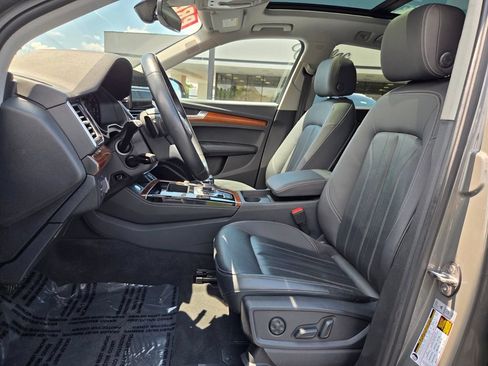 Used 2023 Audi Q5 2.0T Premium Plus AWD/4WD image 9