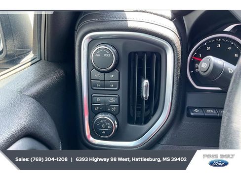 Used 2021 Chevrolet Silverado 1500 LTZ w/ LTZ Premium Package AWD/4WD image 23