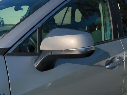 Used 2019 Toyota RAV4 XLE w/ Convenience Package image 19