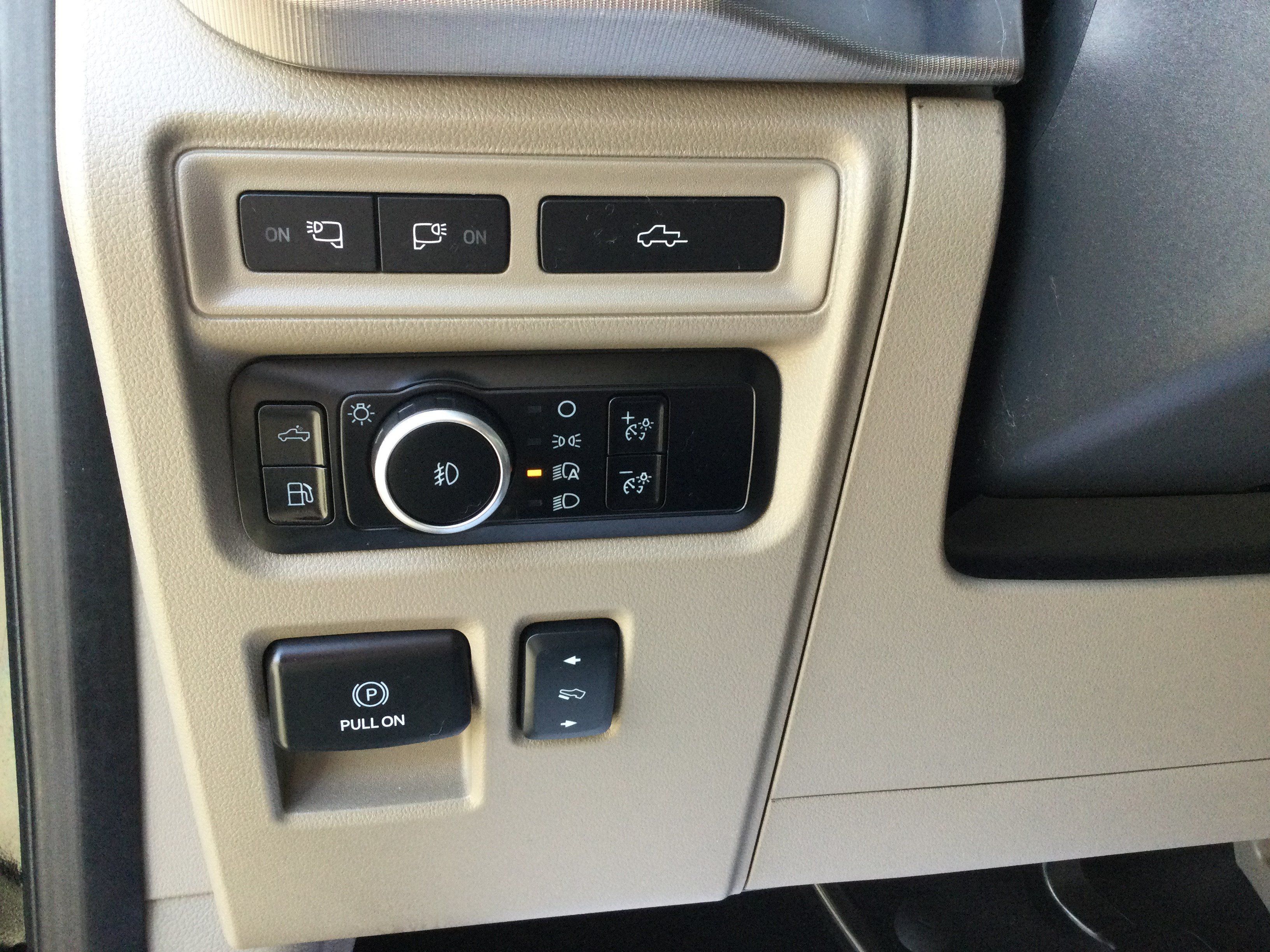 Used 2024 Ford F150 Platinum w/ Equipment Group 703A Plus AWD/4WD image 17