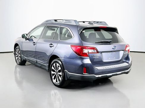 Used 2016 Subaru Outback 2.5i Limited AWD/4WD image 7