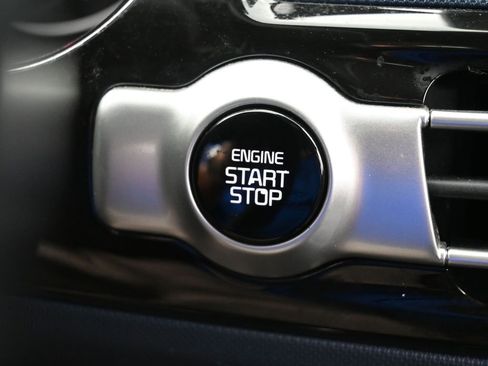 Used 2023 Kia Seltos S w/ Navigation Package image 29