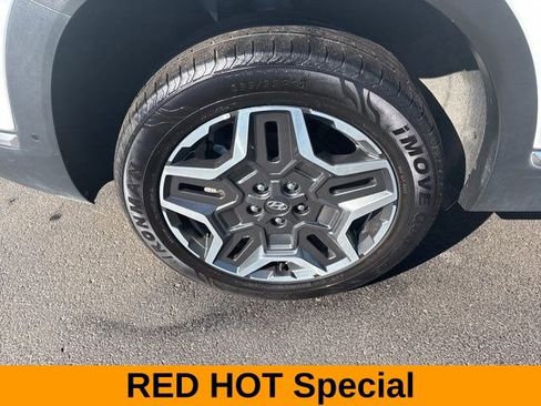 Used 2023 Hyundai Santa Fe Limited image 47