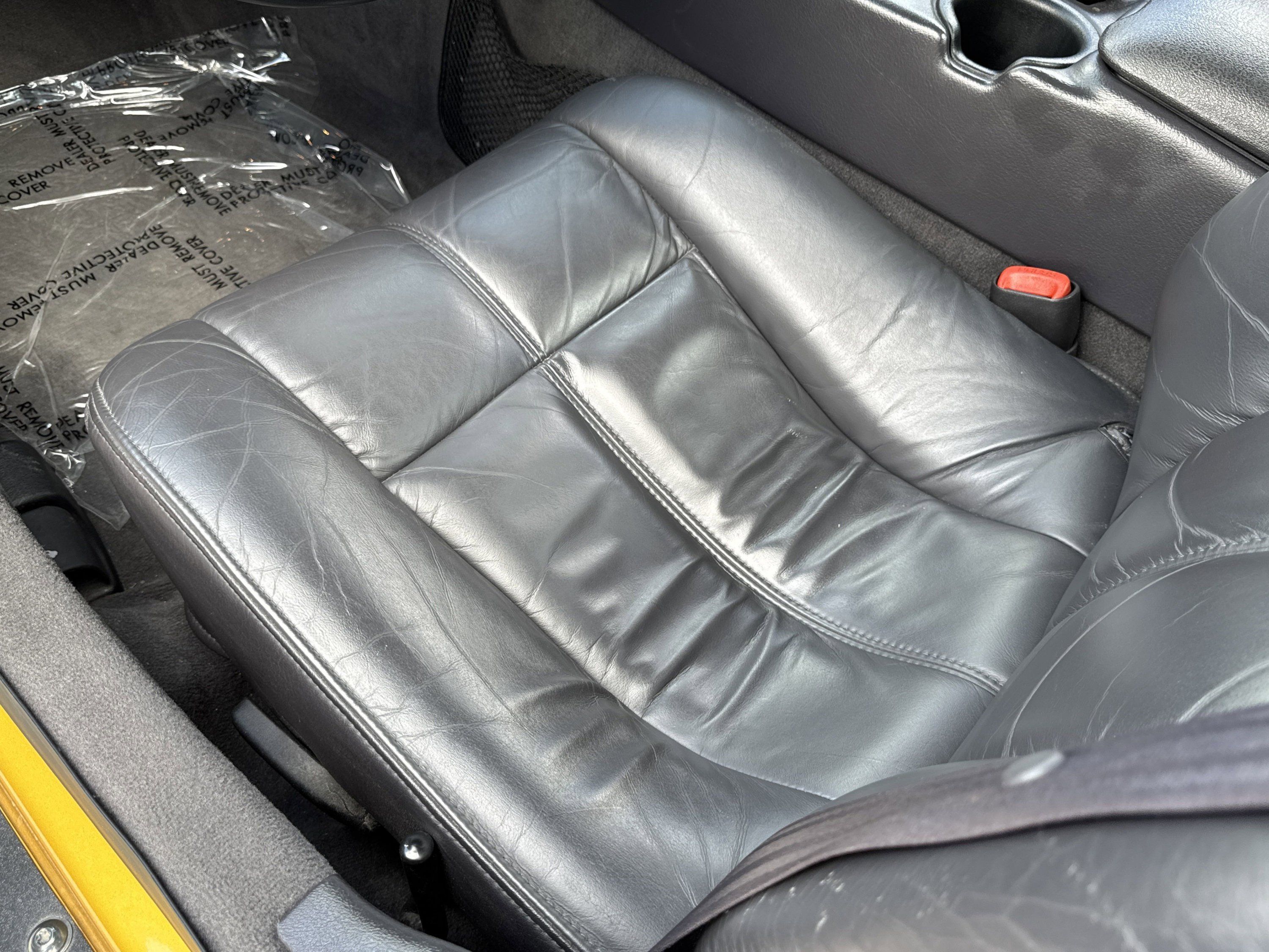 Used 2002 Chrysler Prowler RWD image 29