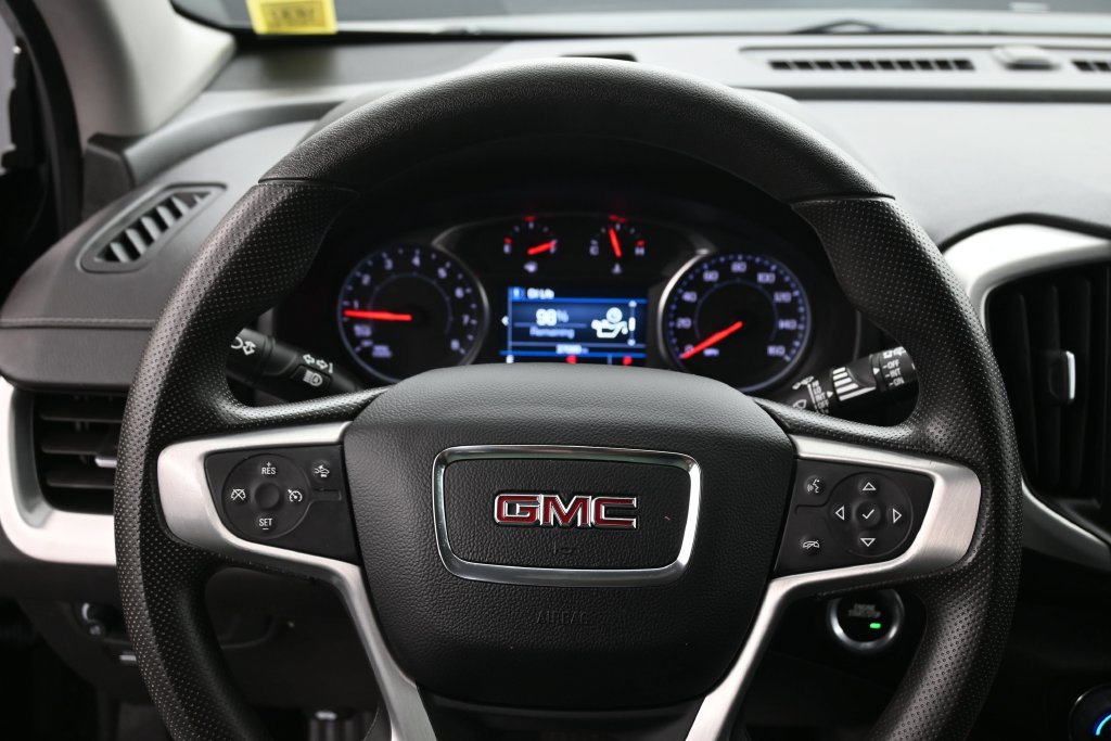 Used 2023 GMC Terrain SLE w/ Driver Convenience Package AWD/4WD image 9